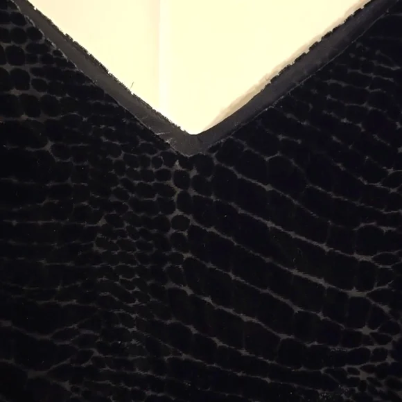 FRAME Cami Tank Top Women's Medium Black Straps Velvet Burnout Croc Witchy - Picture 4 of 11